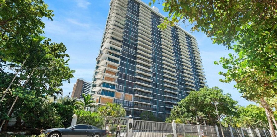 Condo à Miami, Floride, 2 chambres № 1892048