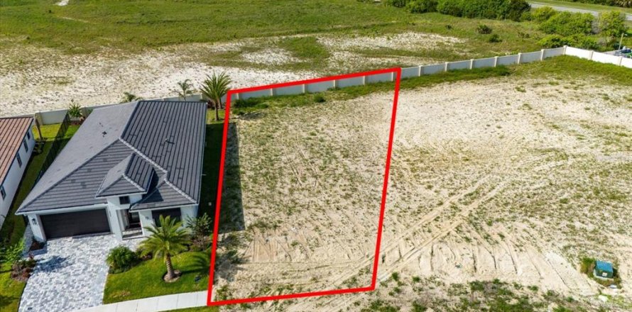 Terrain à Palm Coast, Floride № 2155772