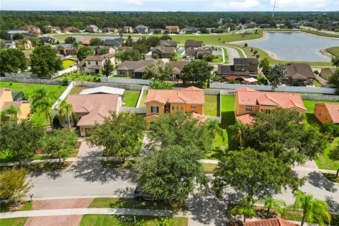 Villa ou maison à vendre à Kissimmee, Floride: 4 chambres, 255.85 m2 № 2258426 - photo 5