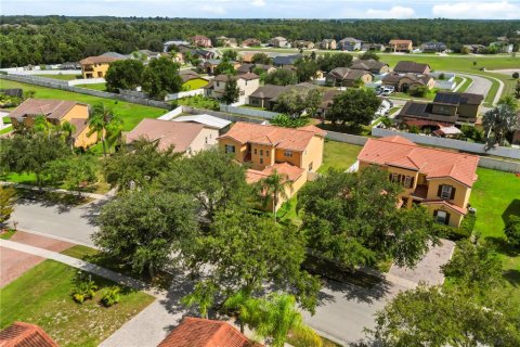 Villa ou maison à vendre à Kissimmee, Floride: 4 chambres, 255.85 m2 № 2258426 - photo 7