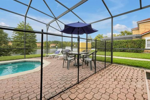 Touwnhouse à vendre à Kissimmee, Floride: 4 chambres, 151.99 m2 № 2400981 - photo 17