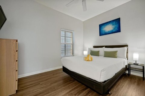 Touwnhouse à vendre à Kissimmee, Floride: 4 chambres, 151.99 m2 № 2400981 - photo 18