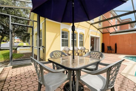 Touwnhouse à vendre à Kissimmee, Floride: 4 chambres, 151.99 m2 № 2400981 - photo 15