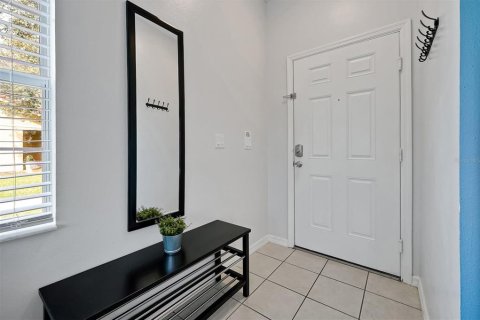 Touwnhouse à vendre à Kissimmee, Floride: 4 chambres, 151.99 m2 № 2400981 - photo 5