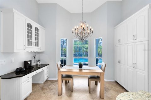 House in Winter Springs, Florida 4 bedrooms, 279.08 sq.m. № 1761081 - photo 3