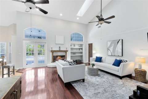House in Winter Springs, Florida 4 bedrooms, 279.08 sq.m. № 1761081 - photo 11