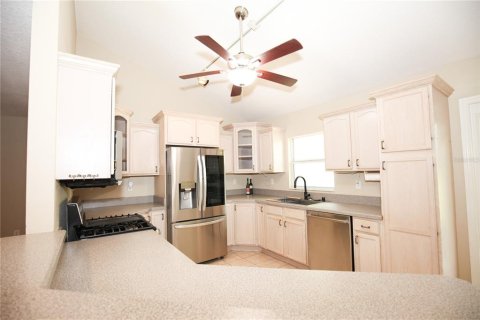 Villa ou maison à vendre à Weirsdale, Floride: 2 chambres, 154.59 m2 № 1817916 - photo 7