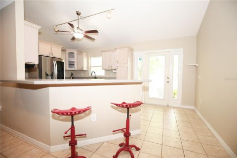 Villa ou maison à vendre à Weirsdale, Floride: 2 chambres, 154.59 m2 № 1817916 - photo 8