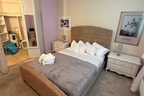 Copropriété à vendre à Hallandale Beach, Floride: 1 chambre, 81.57 m2 № 1977811 - photo 18