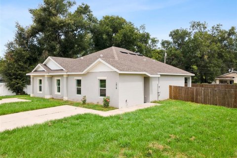Immobilier commercial à vendre à Bartow, Floride: 6 chambres, 227.24 m2 № 2285250 - photo 3