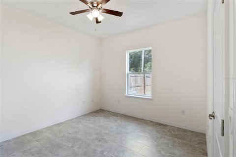 Immobilier commercial à vendre à Bartow, Floride: 6 chambres, 227.24 m2 № 2285250 - photo 11