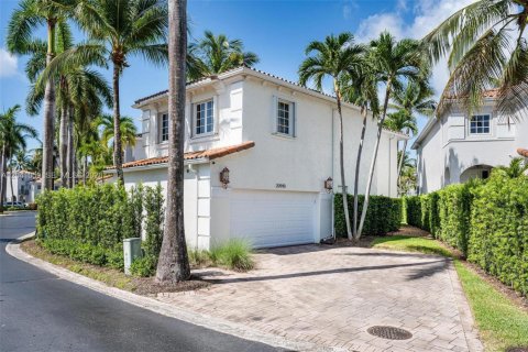 Villa ou maison à Aventura, Floride 3 chambres, 214.23 m2 № 2253910