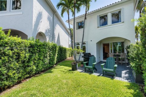 Villa ou maison à vendre à Aventura, Floride: 3 chambres, 214.23 m2 № 2253910 - photo 29