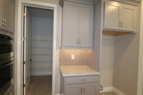 Casa en venta en Lakewood Ranch, Florida, 5 dormitorios, 327.11 m2 № 1869562 - foto 10