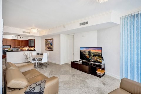 Condo in Sunny Isles Beach, Florida, 2 bedrooms  № 1862304 - photo 12