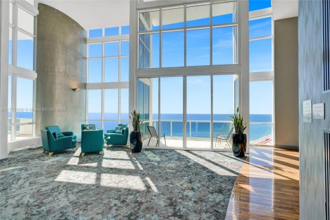 Condo in Sunny Isles Beach, Florida, 2 bedrooms  № 1862304 - photo 28