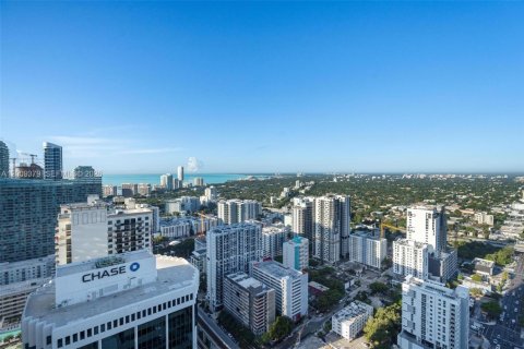 Condominio en venta en Miami, Florida, 4 dormitorios, 278.43 m2 № 2073124 - foto 29