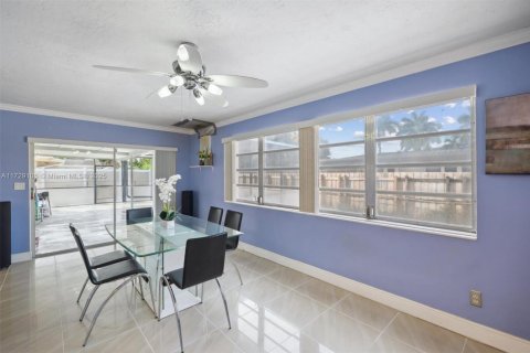 Casa en venta en Pembroke Pines, Florida, 3 dormitorios, 150.41 m2 № 1479489 - foto 29