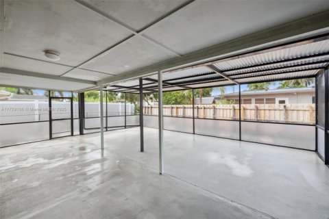 Casa en venta en Pembroke Pines, Florida, 3 dormitorios, 150.41 m2 № 1479489 - foto 22