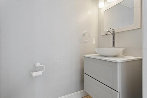 Casa en venta en Kissimmee, Florida, 5 dormitorios, 273.13 m2 № 2387578 - foto 29