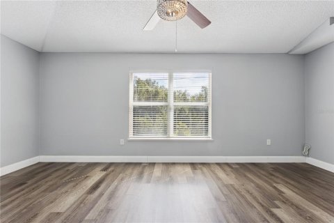 Casa en venta en Kissimmee, Florida, 5 dormitorios, 273.13 m2 № 2387578 - foto 22