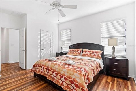 House in Davenport, Florida 4 bedrooms, 193.52 sq.m. № 2298916 - photo 24