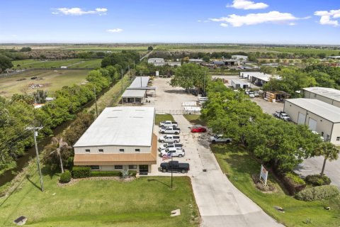 Immobilier commercial à vendre à St. Lucie, Floride № 2146615 - photo 8