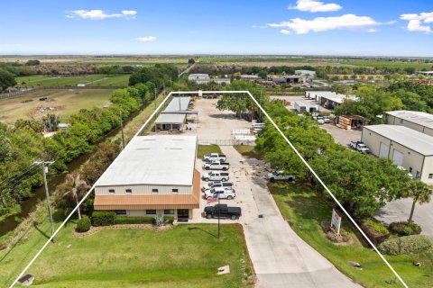 Immobilier commercial à St. Lucie, Floride № 2146615