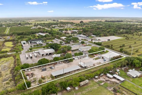 Immobilier commercial à vendre à St. Lucie, Floride № 2146615 - photo 5