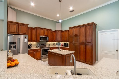 House in Lake City, Florida 5 bedrooms, 355.26 sq.m. № 2112095 - photo 19