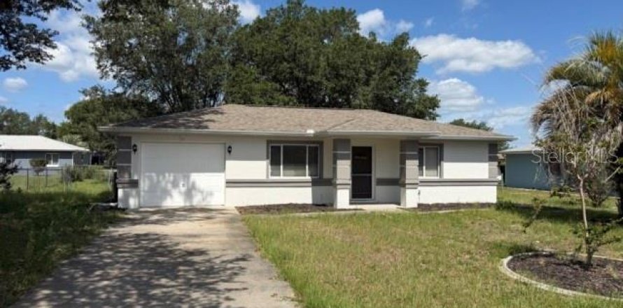 Villa ou maison à Ocala, Floride 2 chambres, 75.81 m2 № 2238142