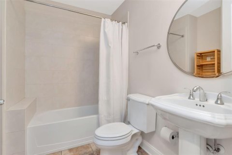 Copropriété à vendre à Tampa, Floride: 3 chambres, 234.76 m2 № 2389274 - photo 18