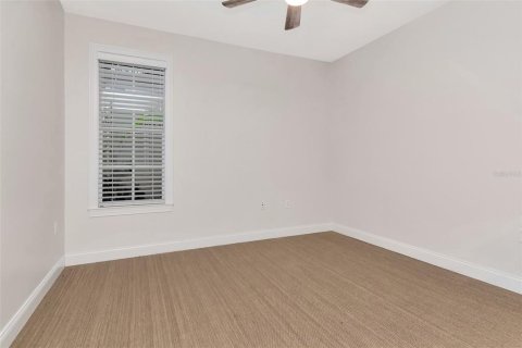 Copropriété à vendre à Tampa, Floride: 3 chambres, 234.76 m2 № 2389274 - photo 16