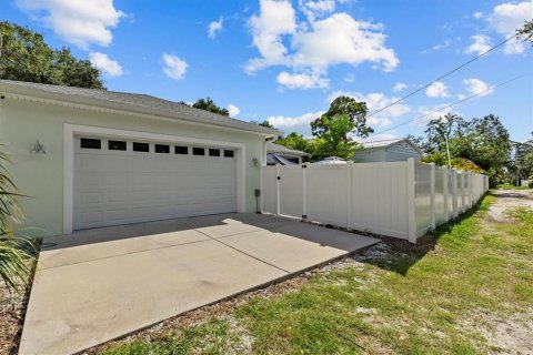 Casa en venta en Palm Harbor, Florida, 3 dormitorios, 201.23 m2 № 1894340 - foto 6