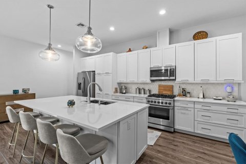 Casa en venta en Palm Harbor, Florida, 3 dormitorios, 201.23 m2 № 1894340 - foto 18