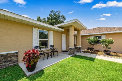 House in Inverness, Florida 3 bedrooms, 116.78 sq.m. № 1909773 - photo 3