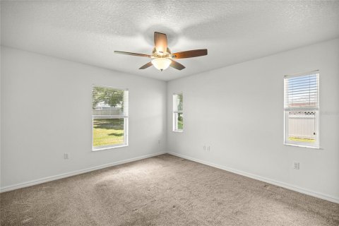 House in Inverness, Florida 3 bedrooms, 116.78 sq.m. № 1909773 - photo 18