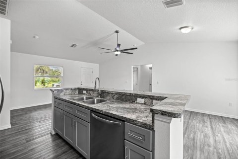House in Inverness, Florida 3 bedrooms, 116.78 sq.m. № 1909773 - photo 10