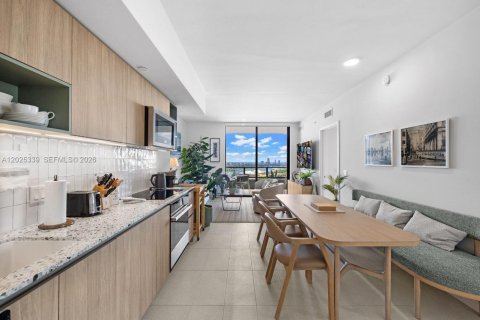 Copropriété à vendre à Miami, Floride: 3 chambres, 114.27 m2 № 2257430 - photo 12