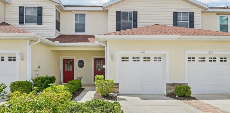 Adosado en North Port, Florida 2 dormitorios, 117.8 m2 № 1670866