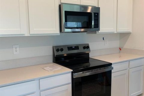 Casa en alquiler en Davenport, Florida, 4 dormitorios, 173.73 m2 № 1856005 - foto 4