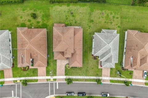 Casa en venta en Ave Maria, Florida, 4 dormitorios, 327.2 m2 № 1938878 - foto 24