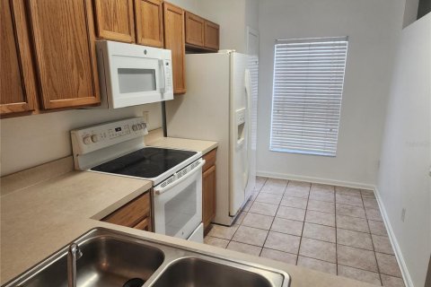 Adosado en alquiler en Lake Mary, Florida, 2 dormitorios, 101.73 m2 № 1806928 - foto 1