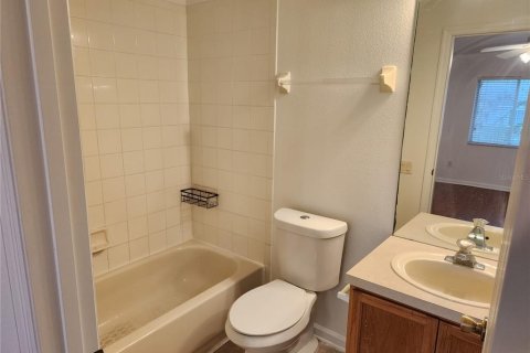 Adosado en alquiler en Lake Mary, Florida, 2 dormitorios, 101.73 m2 № 1806928 - foto 12
