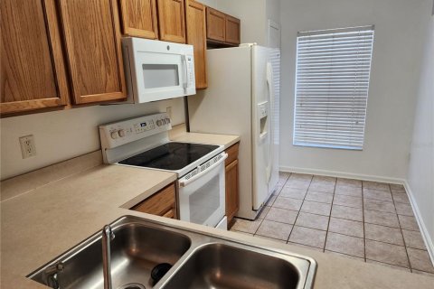Adosado en alquiler en Lake Mary, Florida, 2 dormitorios, 101.73 m2 № 1806928 - foto 3