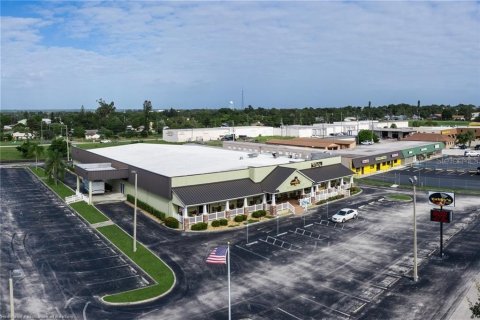 Commercial property in Lake Placid, Florida 2032.24 sq.m. № 1366449 - photo 7