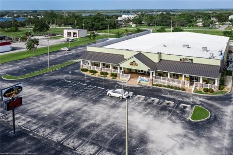 Commercial property in Lake Placid, Florida 2032.24 sq.m. № 1366449 - photo 2