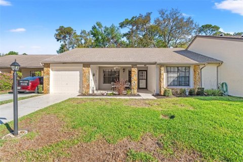 Casa en venta en Spring Hill, Florida, 2 dormitorios, 139.17 m2 № 1724676 - foto 1