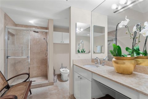 Condominio en venta en Miami Beach, Florida, 2 dormitorios, 138.42 m2 № 1937788 - foto 12