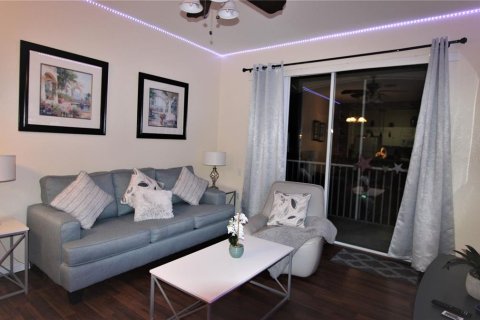 Condo in Kissimmee, Florida, 2 bedrooms № 2233163 - photo 6